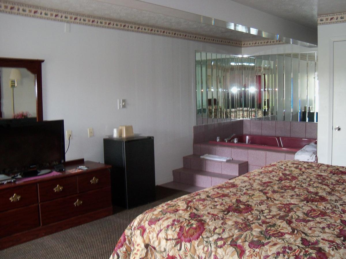 Valley Motel Pittsburgh Harmarville Eksteriør bilde